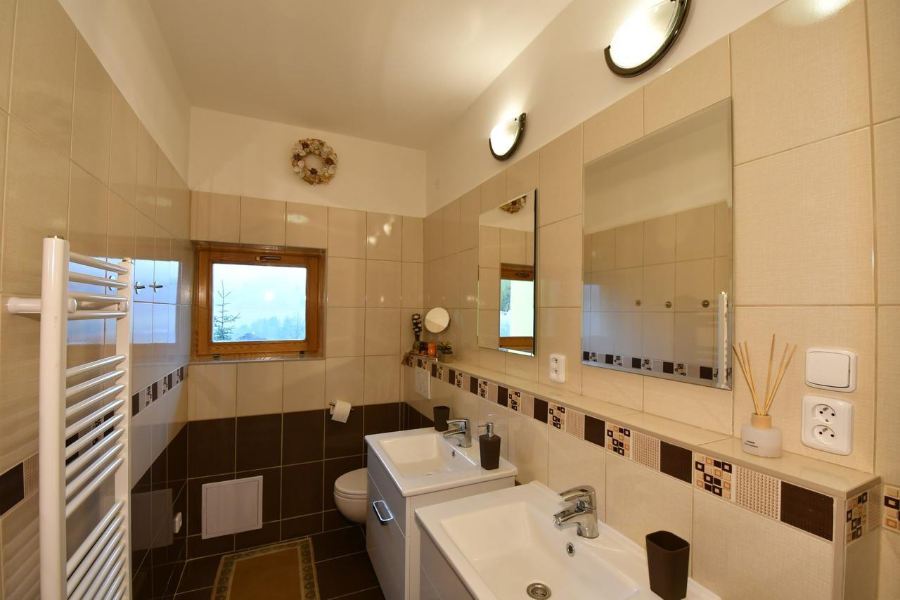 Apartman U Sarky Valaska Bagian luar foto